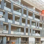 朱莉娅奥古斯塔皮尔住宅尊贵假日公寓 公寓式酒店 罗克布吕讷-卡普马丹