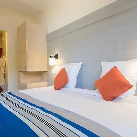 レジデンス ピエール＆バカンス プレミアム ジュリア オーガスタ