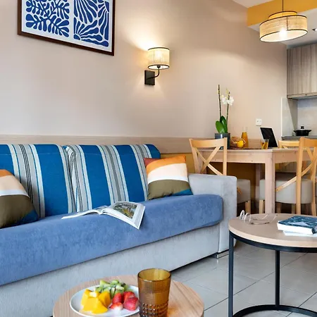 レジデンス ピエール＆バカンス プレミアム ジュリア オーガスタ アパートホテル ロクブリュヌ＝カップ＝マルタン