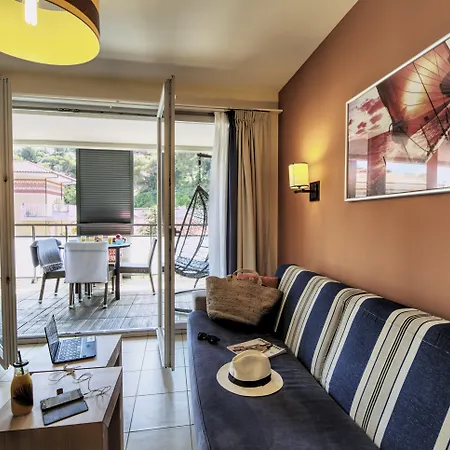 Lejlighedshotel Pierre & Premium Julia Augusta 4*