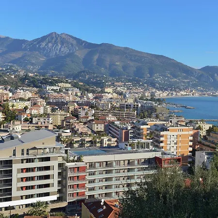 Résidence Pierre&vacances Premium Julia Augusta 4* Rocabruna