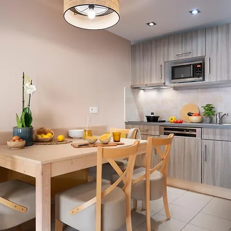 Résidence Pierre&vacances Premium Julia Augusta Apartahotel 4*