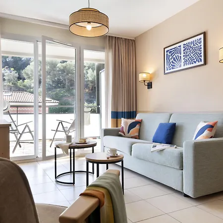 Pierre & Premium Julia Augusta 4*