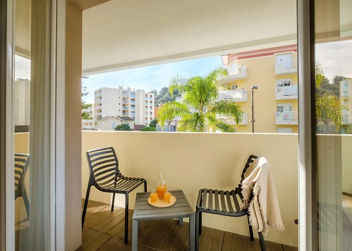 Ξενοδοχείο με διαμερίσματα Pierre & Premium Julia Augusta